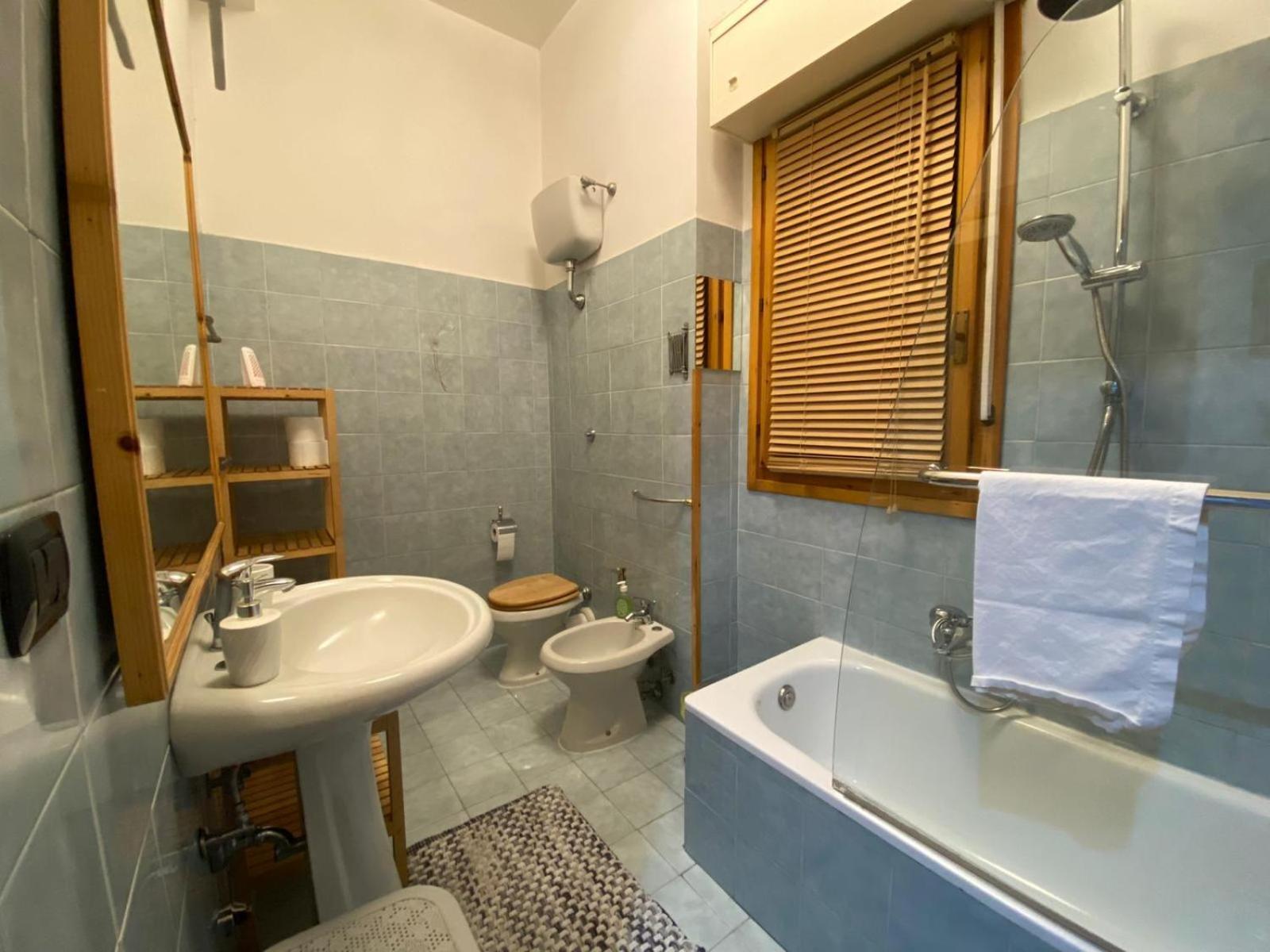Casa Mami Dove L'amore E Di Casa Rom